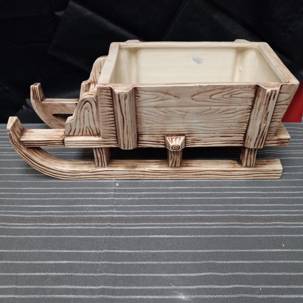 VINTAGE CALIFORNIA POTTERY SLED PLANTER ***RARE****